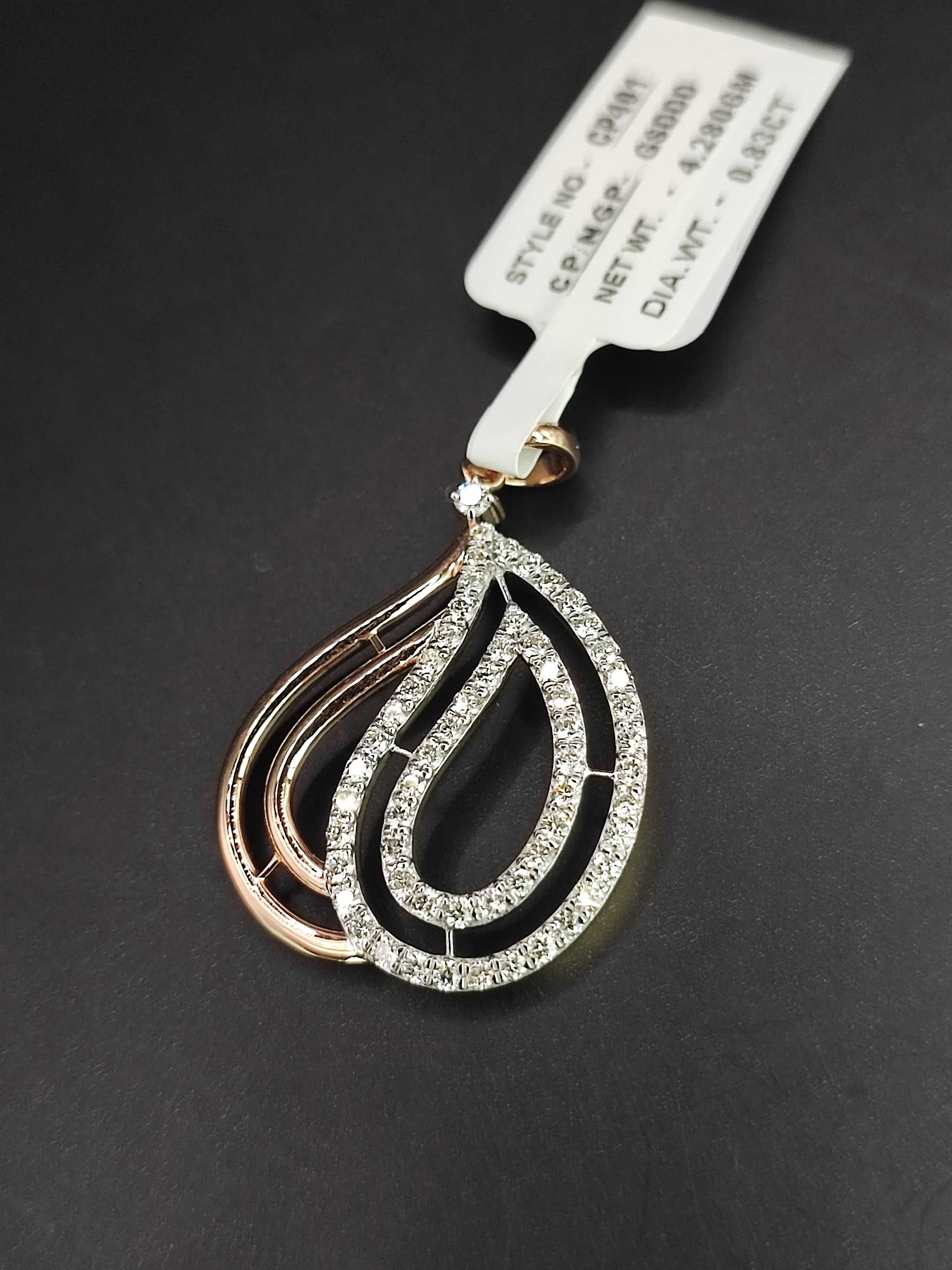 Elegance Emporium Chain Pendant